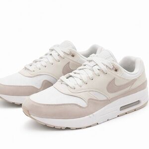 Nike Air Max 1' 87
Women's